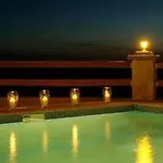 Villa Akritas Ef Zin & *
