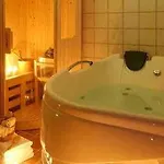 Villa Akritas Ef Zin & *