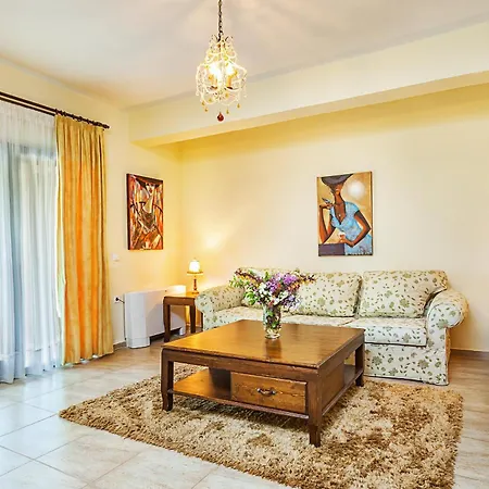 Akritas Ef Zin & * Paliouri