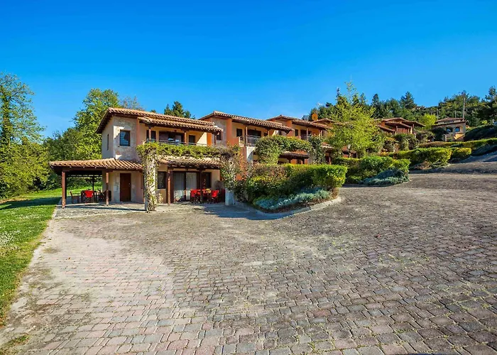 Akritas Ef Zin & Villa *