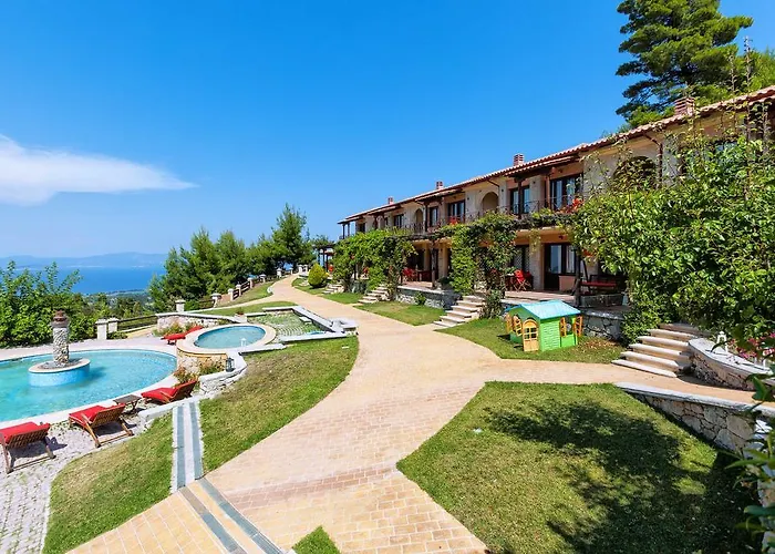 Akritas Ef Zin & * Paliouri