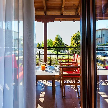 Vila Akritas Ef Zin & Paliouri